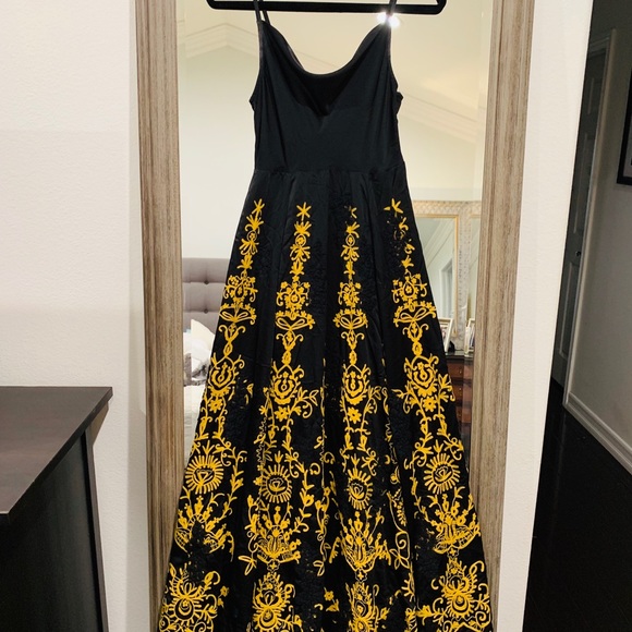 NWT FREE PEOPLE Embroidered  Maxi dress by FREE PEOPLE. FOR PROM DRESS, WEDD - Picture 3 of 11